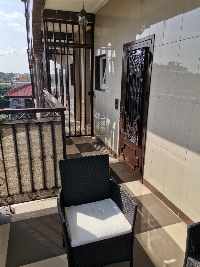 Residence Hoteliere Mb-202 C Дуала Екстериор снимка